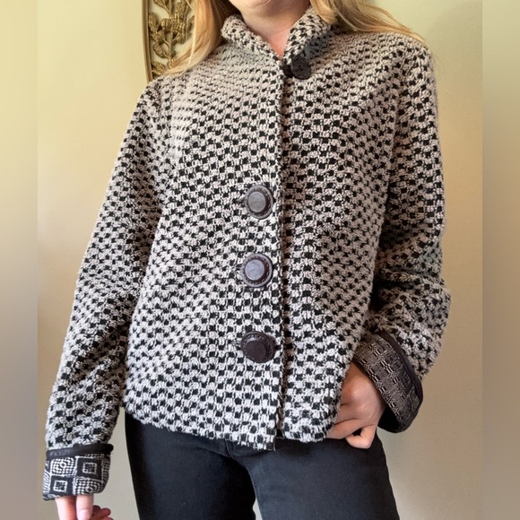 Vintage Sherpa Jacket - Picture 2 of 11